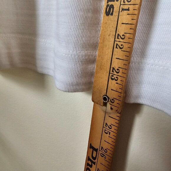 EUC LIKE NEW LOFT WHOTE CUT OUT ANGLAISE TOP SIZE SMALL - Picture 15 of 15